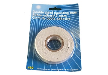Cinta adhesiva bifaz espumada 12 mm x 3 mts, pega de ambos lados. Diametro interior: 2.5 cm